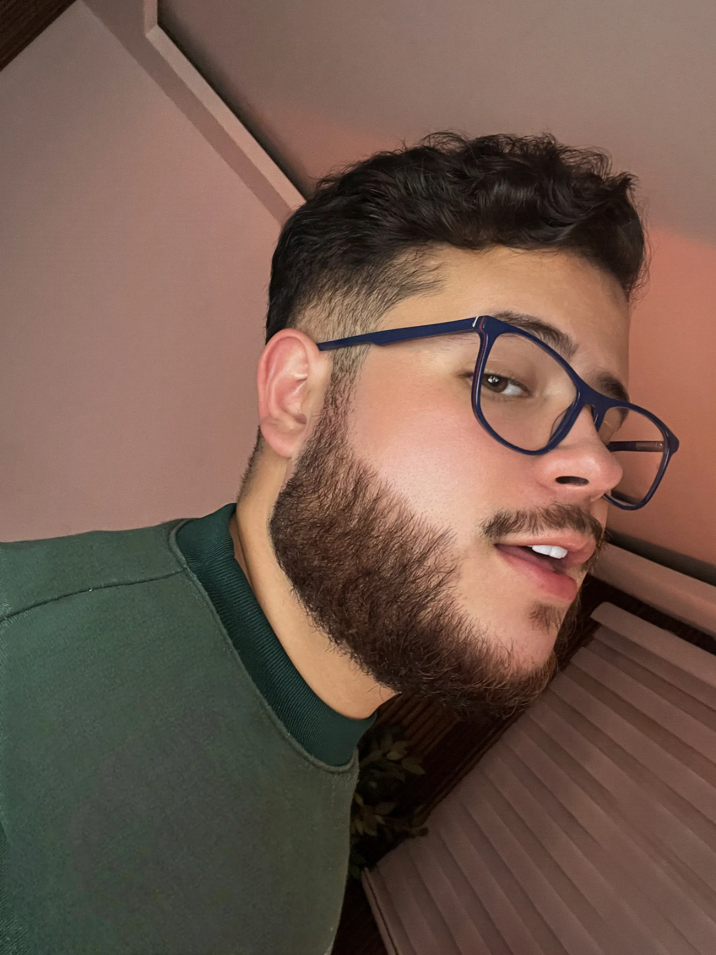 Performer Evanleon Photo 11