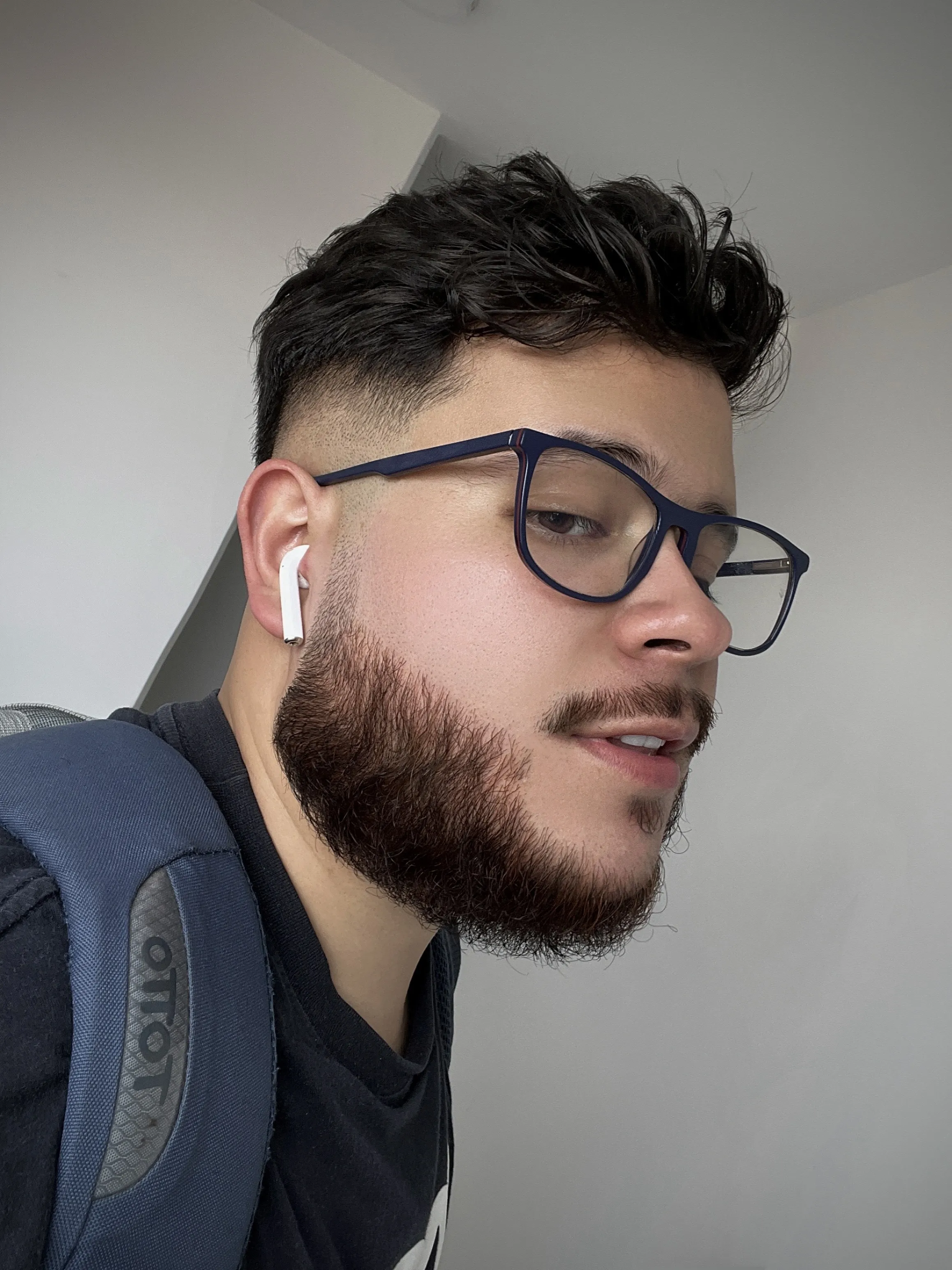 Performer Evanleon Photo 9