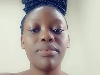 Imagen de perfil de modelo de cámara web de Queendons