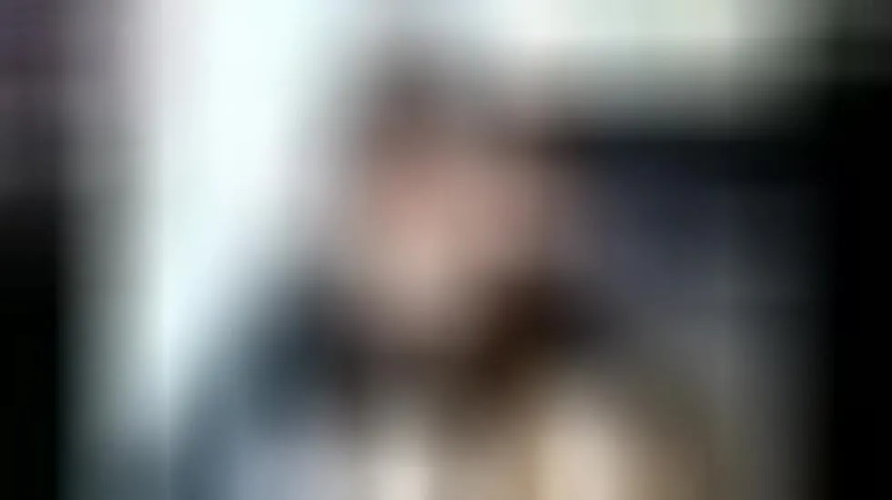 Artista Tsumugi Video 1