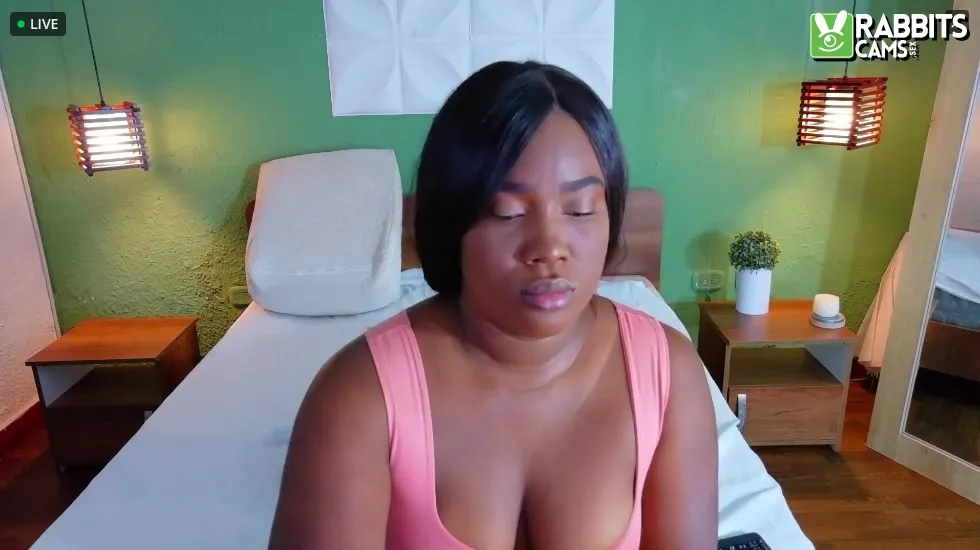 Intérprete curvy_nahomy Video 1