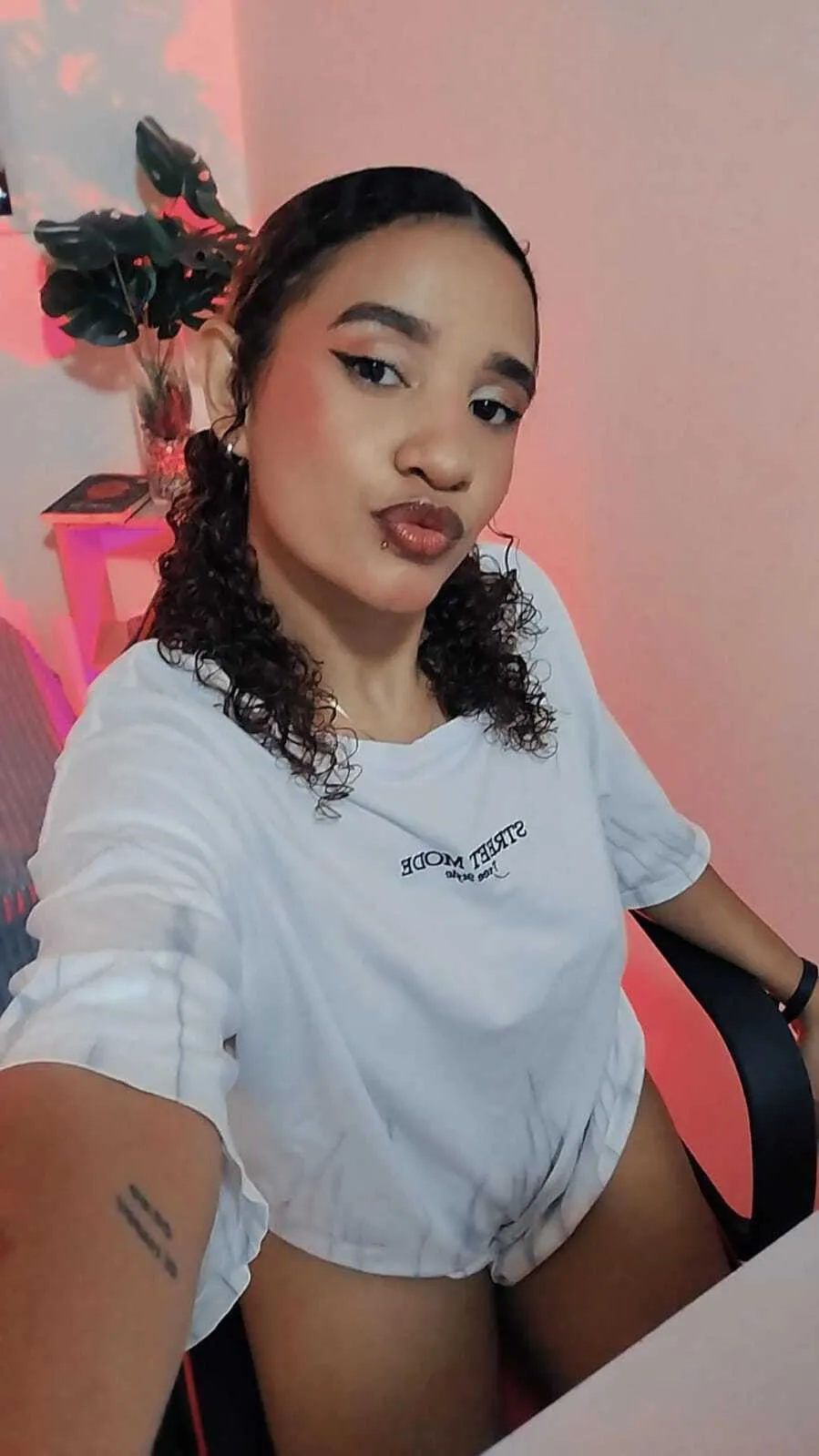 Performer AliceGrinnerk Photo 1