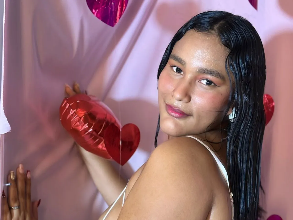 Interprete Sara_Channel Foto 1