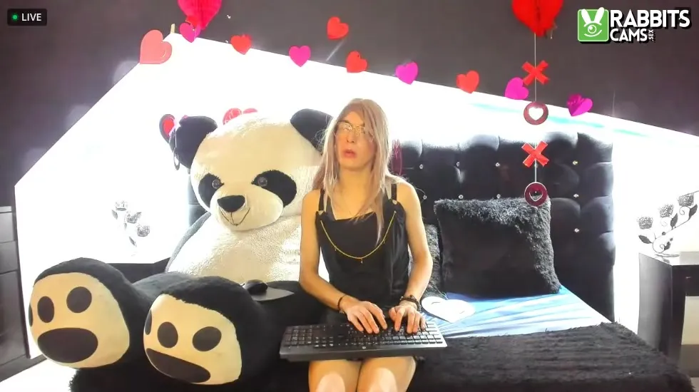 Artist Lis_Pearson Video 1