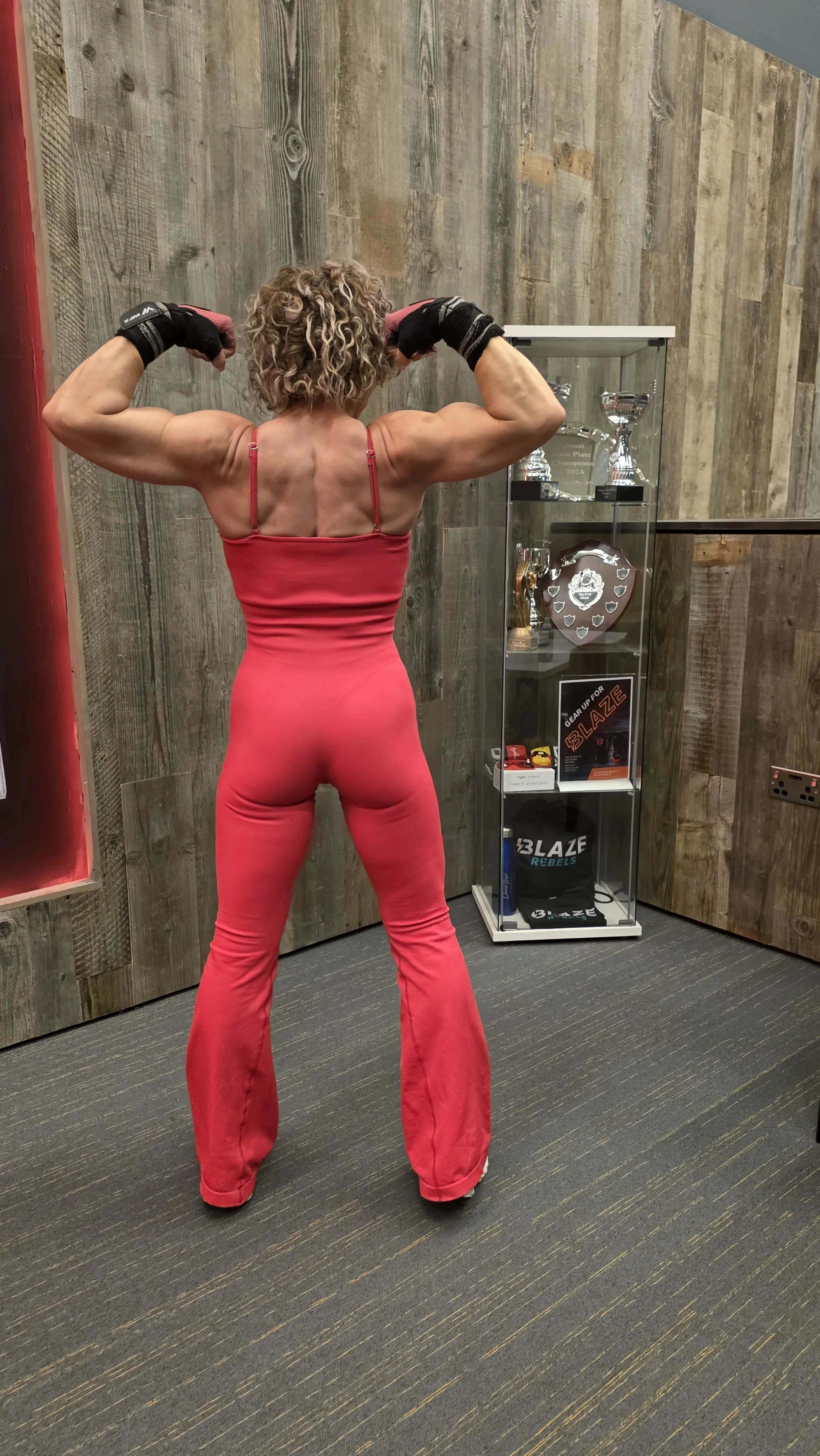 Performer IrisVibe Photo 6