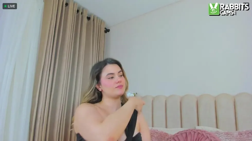 Artist SelenaMontreall Video 1