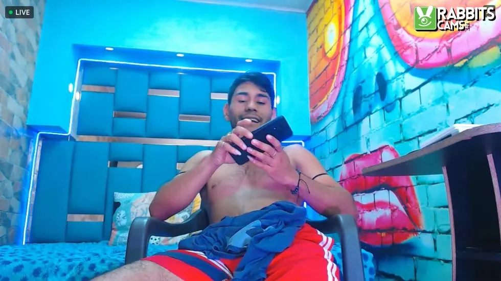 Performer Noahwarm Video 1