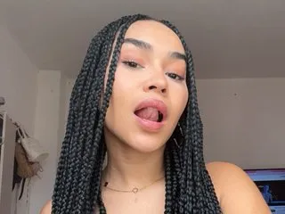 Mia_Petiteht