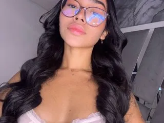 Mia_Petiteht
