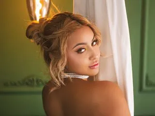 ElinaHillss live cam