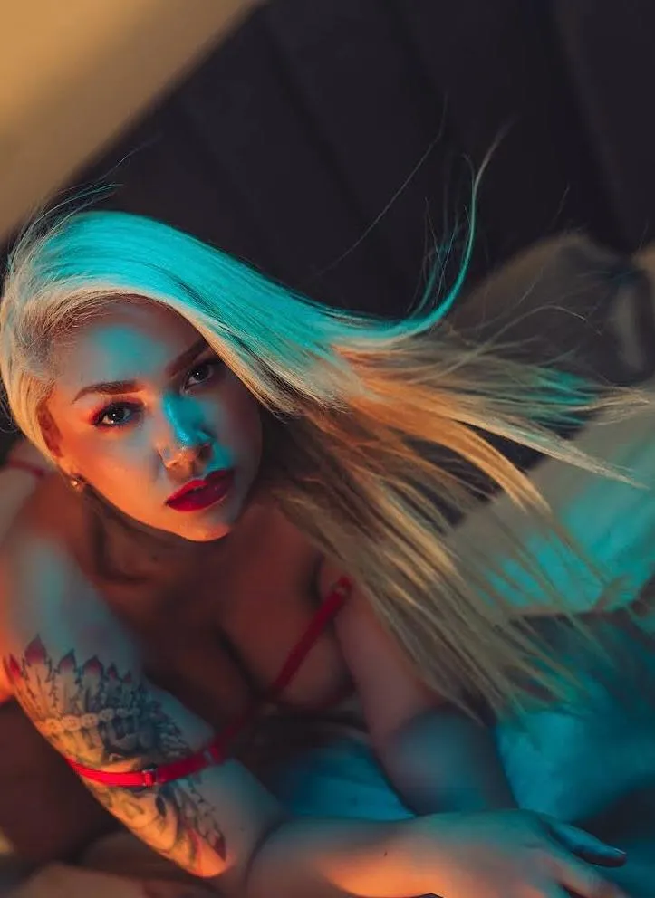 Artist Allison_rous Foto 9