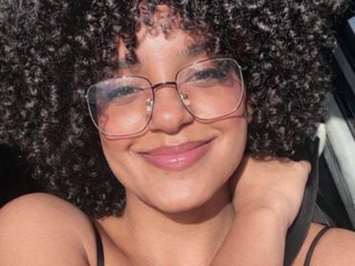 Foto de perfil de modelo de webcam de SeleneChaar