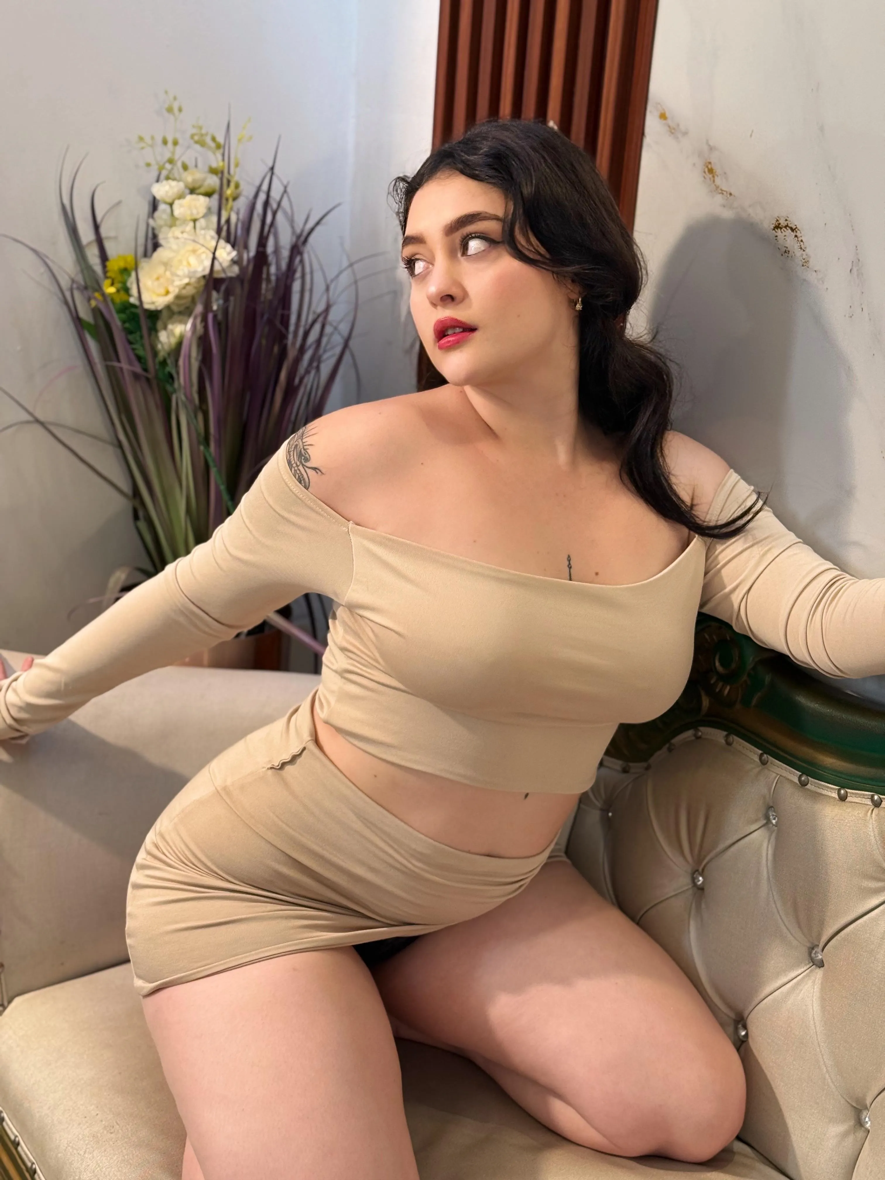 Performer Violeta_Lenox Photo 5