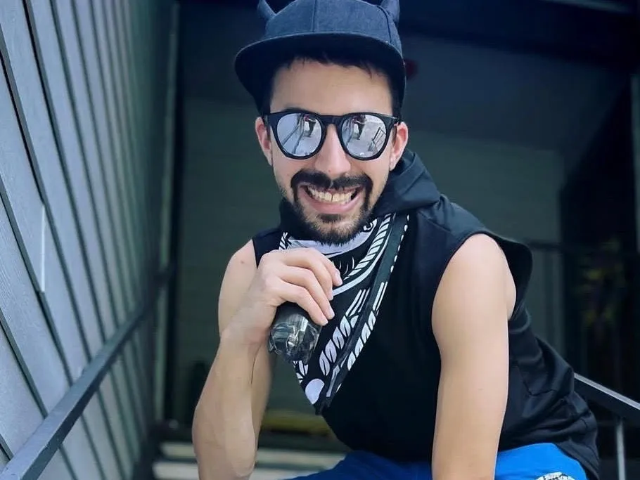 Artiest AdonisCrespo Foto 7