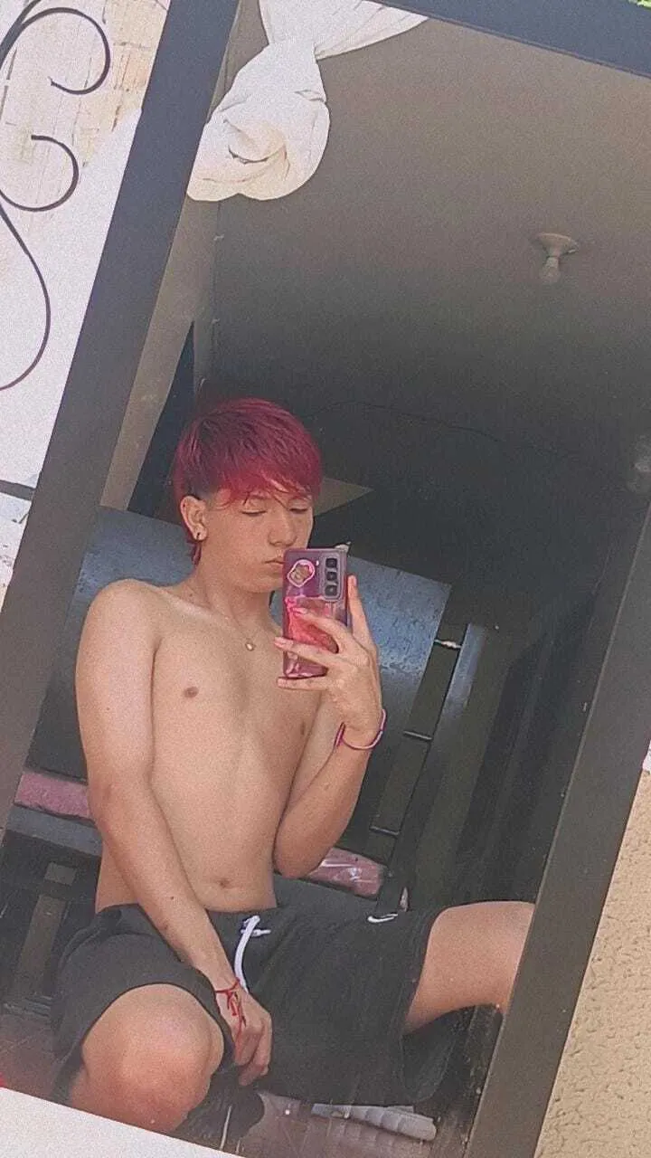 Performer Alex_Nova Photo 5