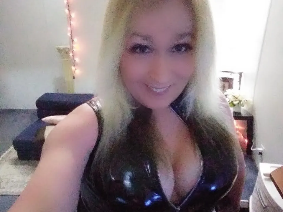 Utøver SavannaSin Bilde 2