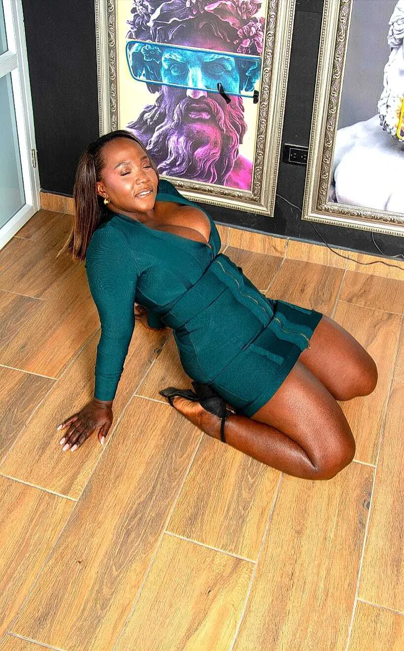 Artista ZoeColli Foto 8