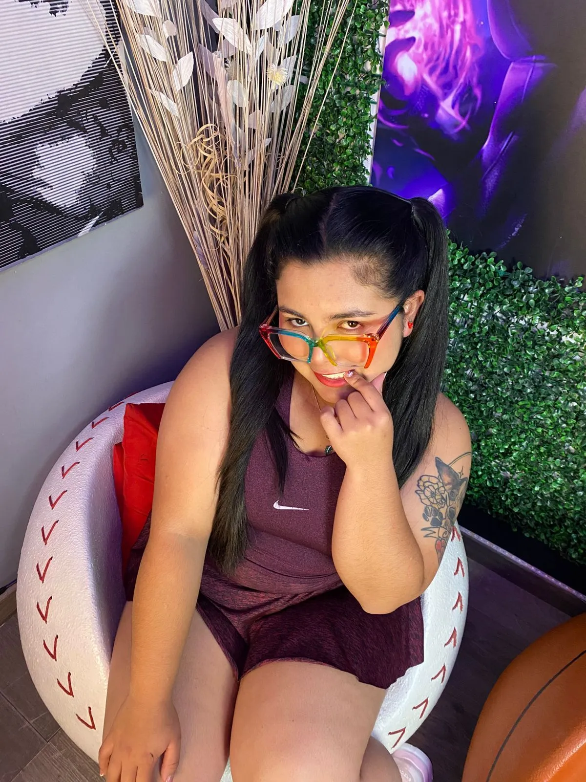 Utøver MikaelaJoness Bilde 12