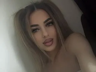 Imagen de perfil de modelo de cámara web de ItsIvyLicious
