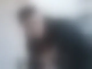 Image de profil du modèle de webcam SanttiiBuck