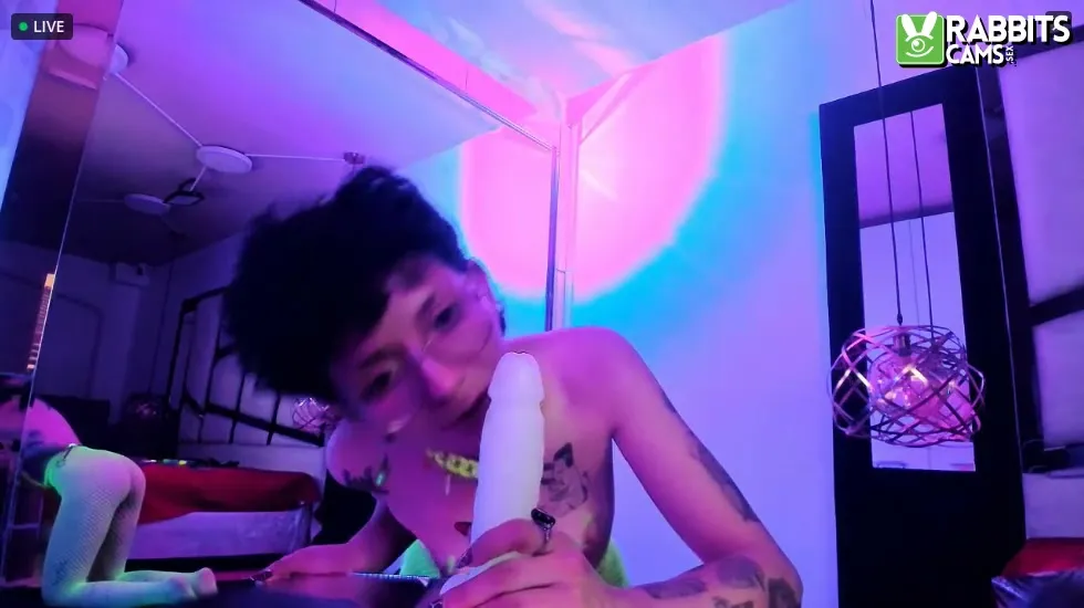 Artiest CaliopeRoux Video 1