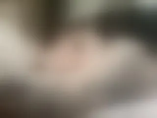 Imagen de perfil de modelo de cámara web de giulizerozero00