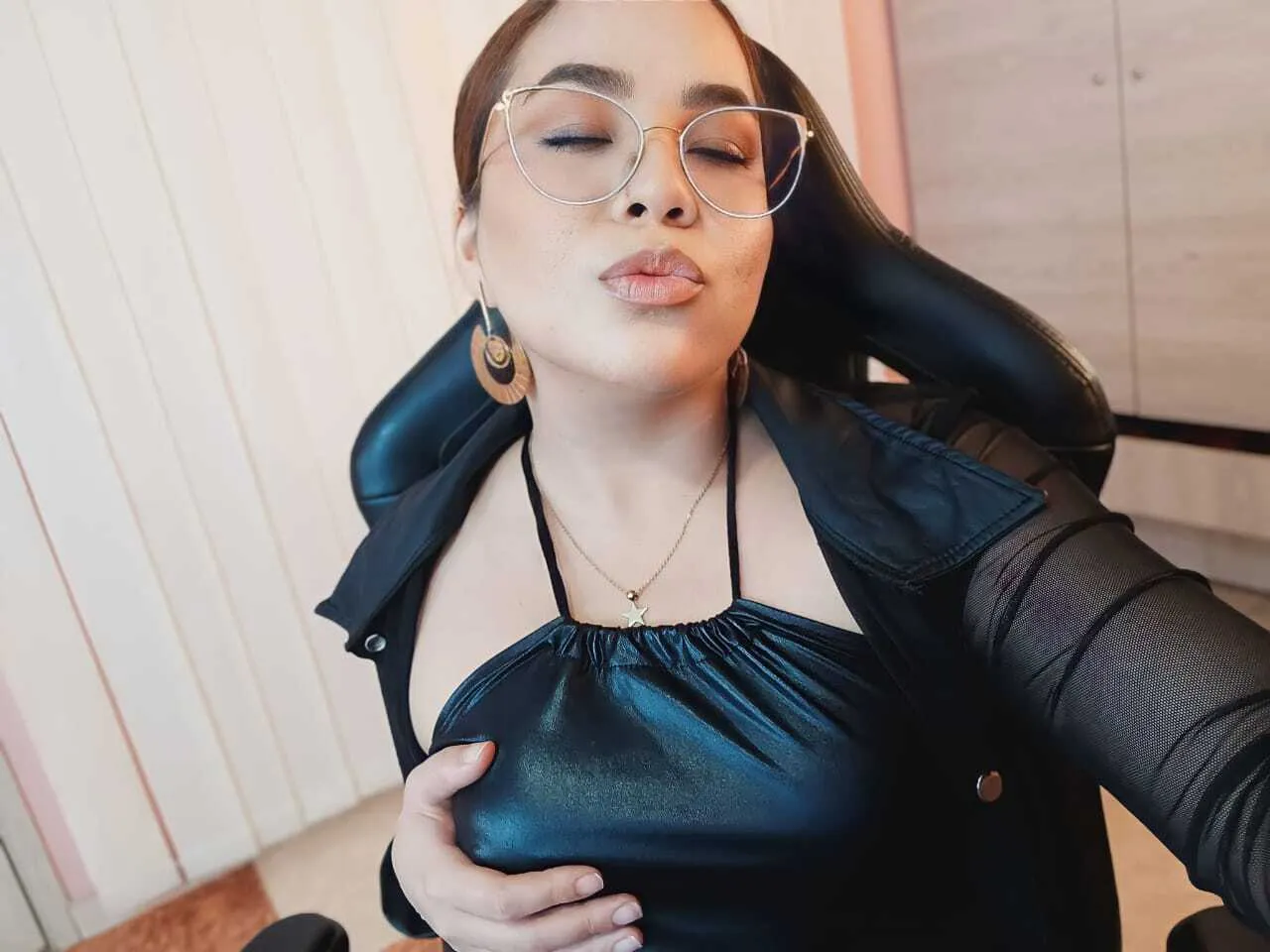 Utøver VictoriiaaCollins Bilde 7