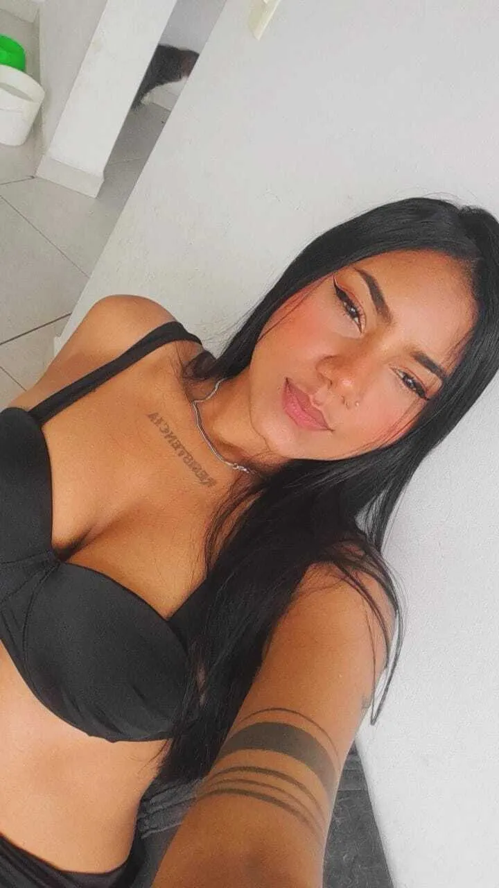 Performer KalaRey Photo 3