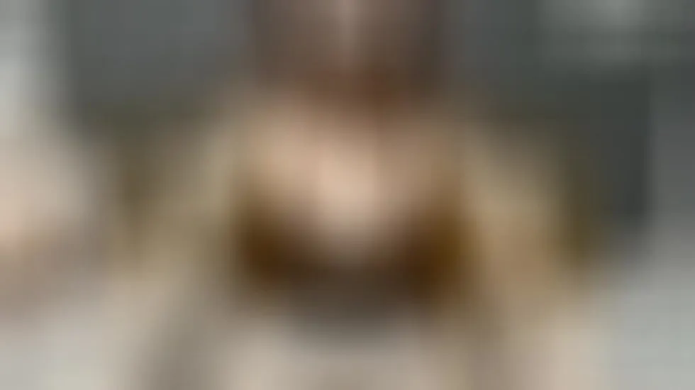 Artist SWEETPEACHES21 Video 1