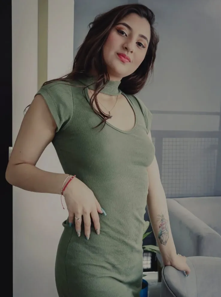 Performer ZoeHillss111 Photo 1