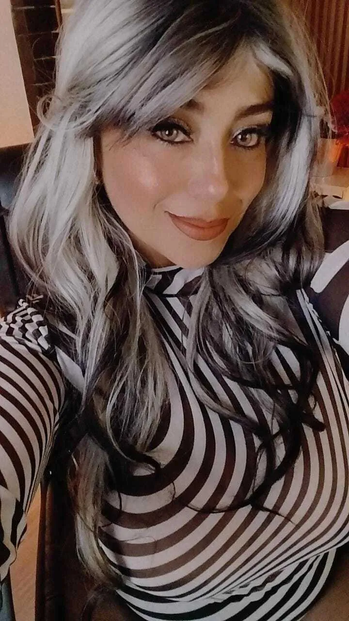 Interprete Evaaroses Foto 3