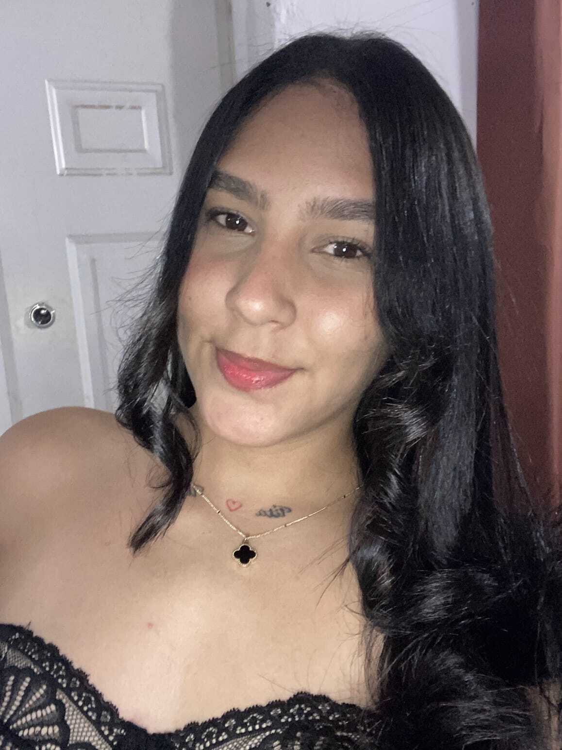 Performer KateM0ss Photo 12