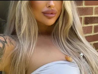 LolaChardonnayXX profilbild på webbkameramodell