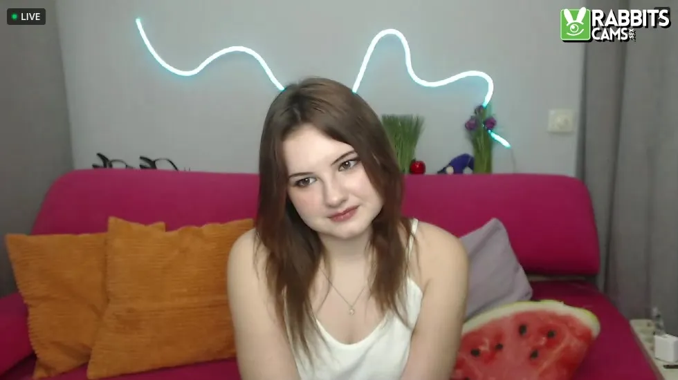 Artist DominikaAk Video 1