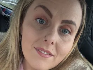 Foto de perfil de modelo de webcam de Tiiamae