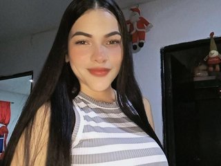 Image de profil du modèle de webcam lili_sofia