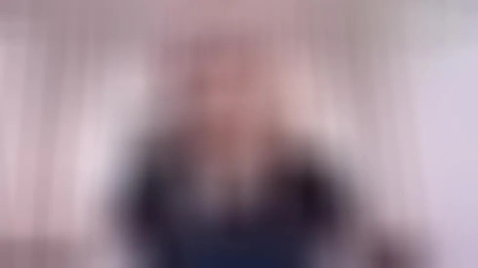 Artiest MadissonLow Video 1