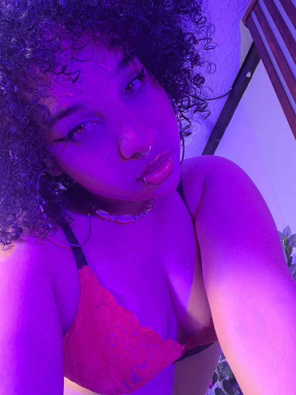 Performer MilaLanes Photo 1