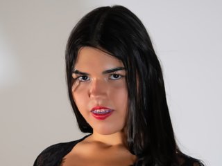Imagen de perfil de modelo de cámara web de MiluJones