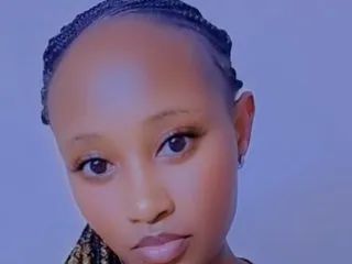 Prettyable cam model profile picture