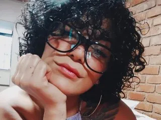 LunaVillamil profilbild på webbkameramodell