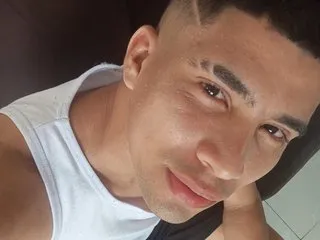 Image de profil du modèle de webcam santiagowhite
