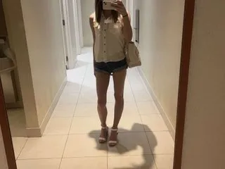 Image de profil du modèle de webcam Maddierainexoxo
