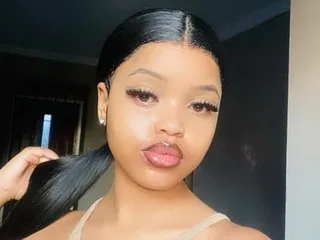 LilMissZee immagine del profilo del modello di cam