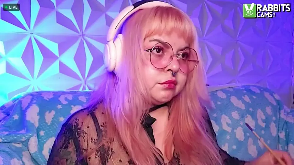 Artiest Satyndoll Video 1
