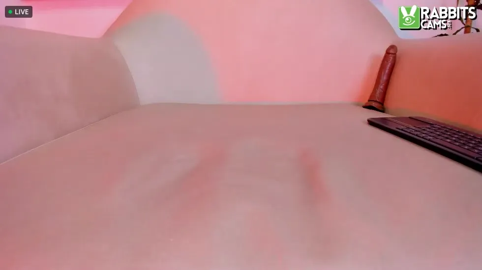 Artist Agathe_caius Video 1