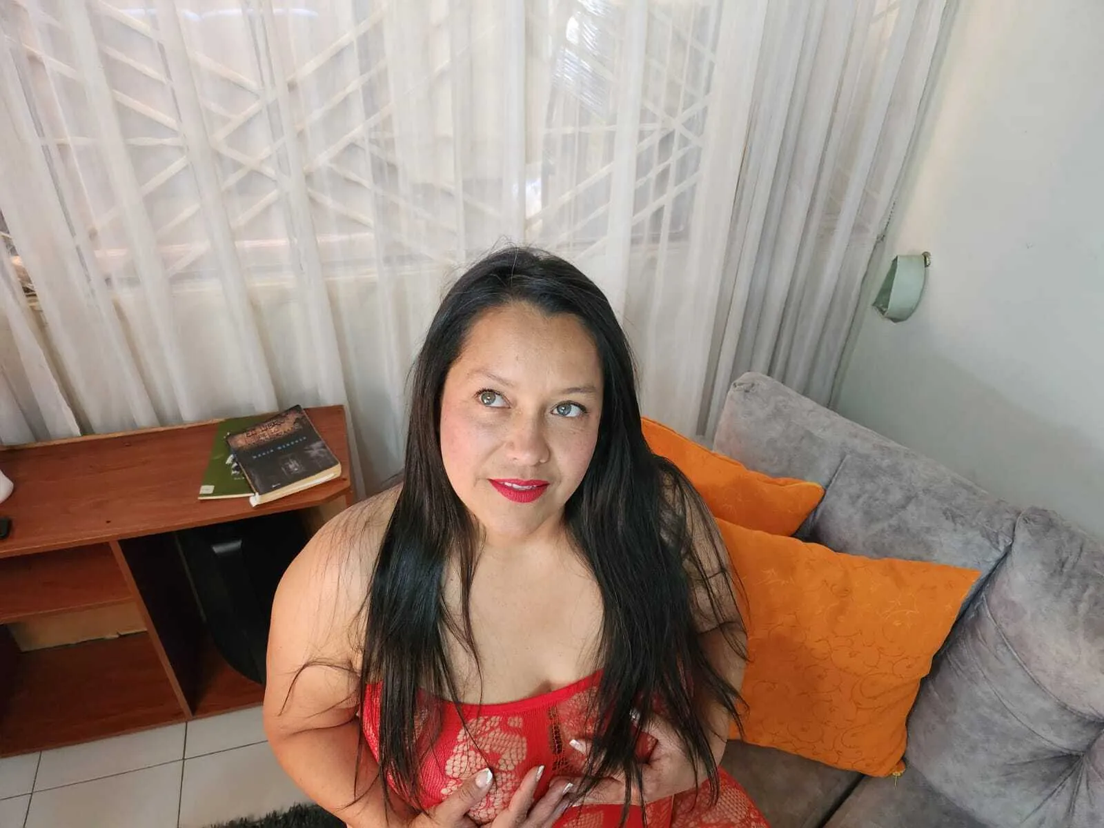 Performer PenelopeSuency Photo 5