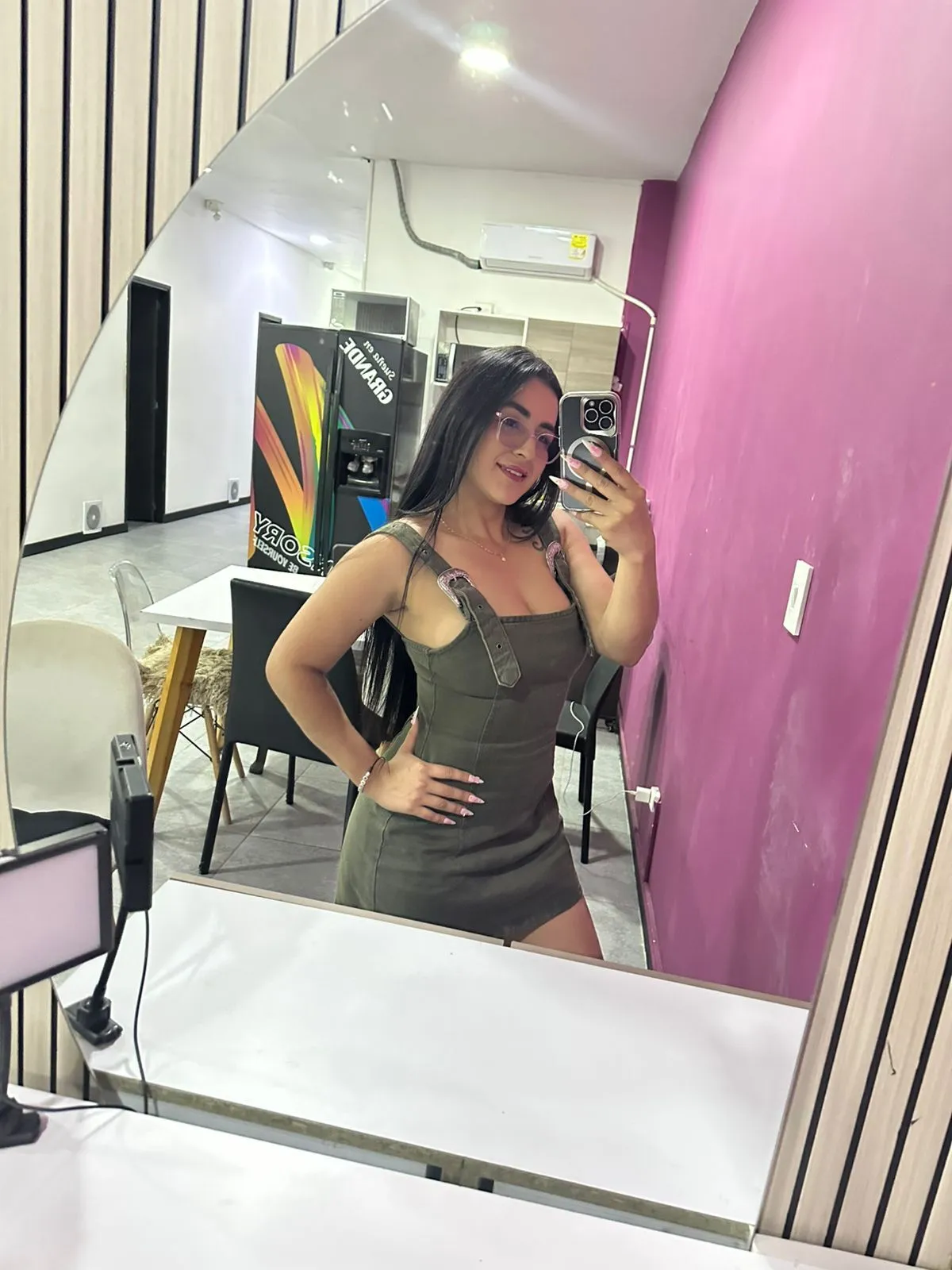 Performer saamanthaMillerr Photo 2