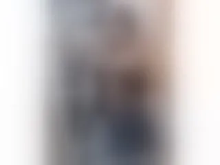 AdelineFerrer profilbild på webbkameramodell