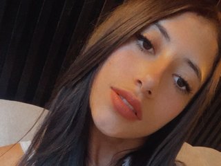 juli_carther cam model profile picture